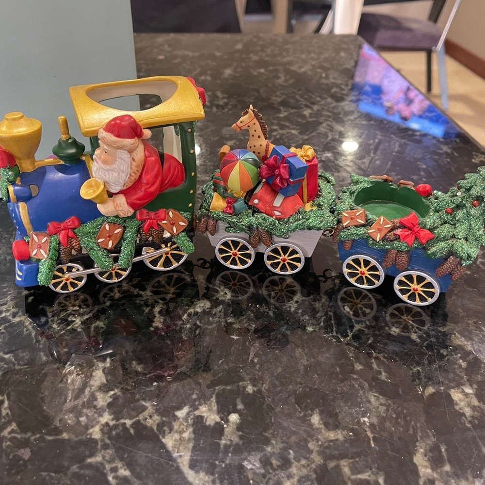 Partylite Santa Train Tea Light Set